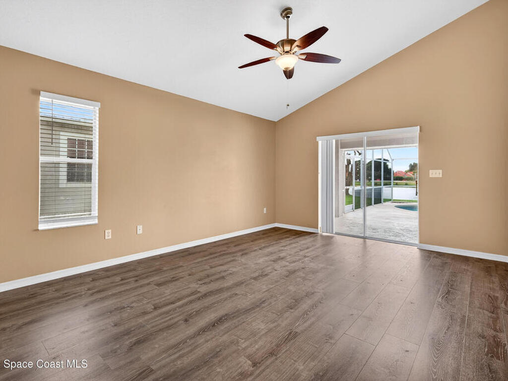 306 Lake Victoria Circle, Melbourne, FL 32940