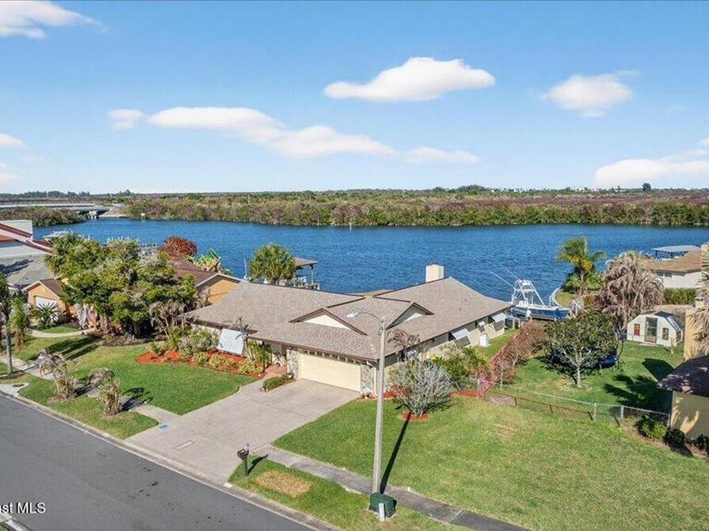 2530 Sykes Creek Drive, Merritt Island, FL 32953