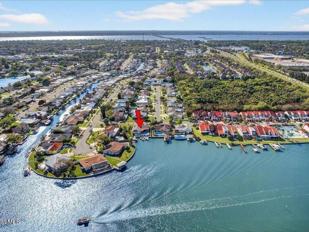 2530 Sykes Creek Drive, Merritt Island, FL 32953