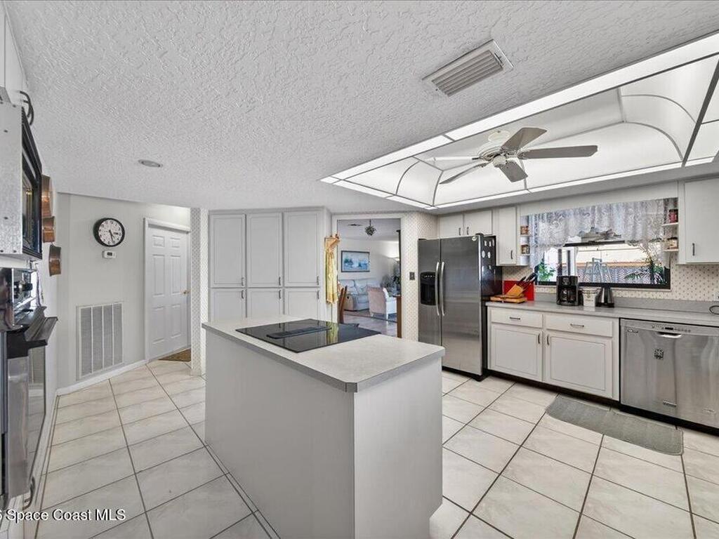 2530 Sykes Creek Drive, Merritt Island, FL 32953