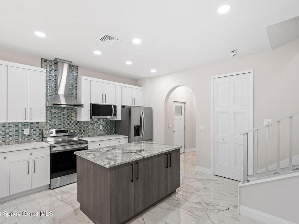 119 Jefferson Avenue, Cape Canaveral, FL 32920