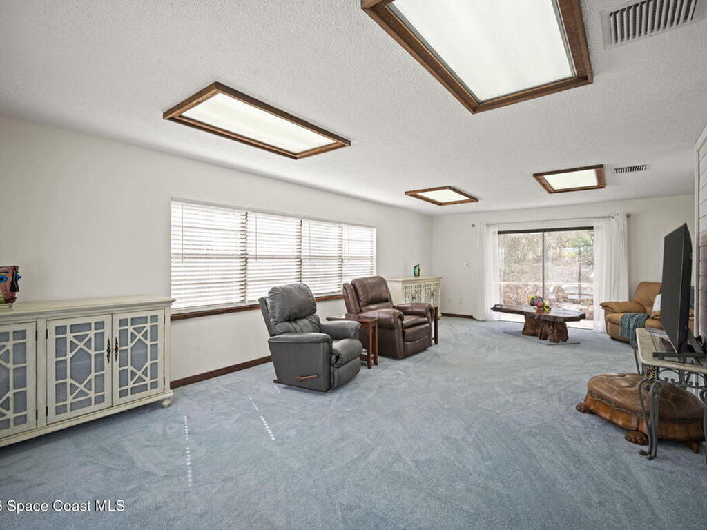 1505 S Carpenter Road, Titusville, FL 32796