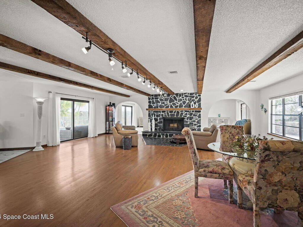 1505 S Carpenter Road, Titusville, FL 32796