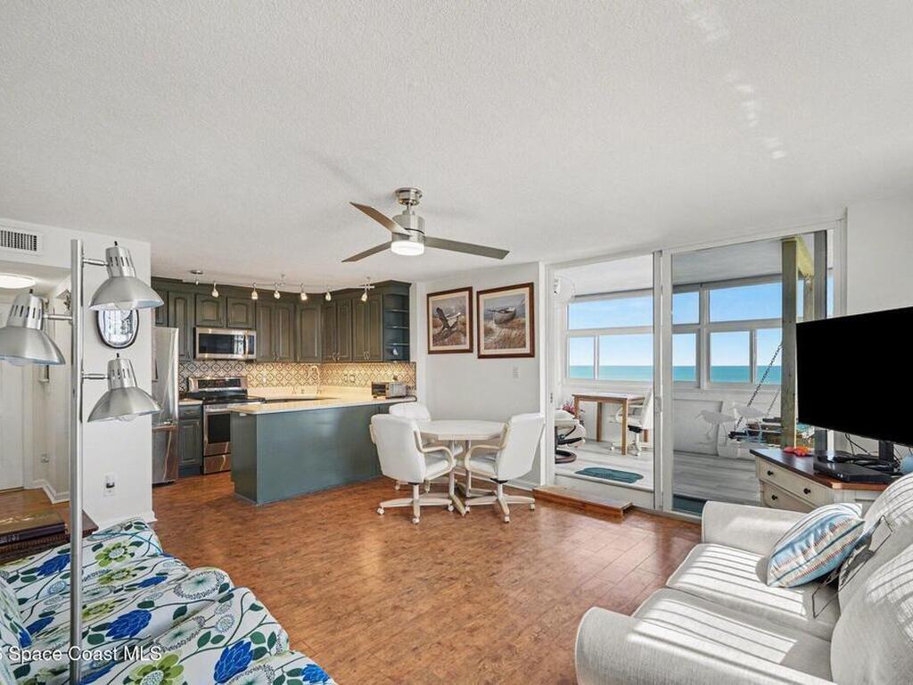 2020 N Atlantic Avenue, Cocoa Beach, FL 32931