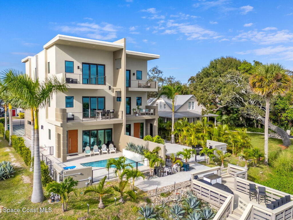 1807 Riverview Drive, Melbourne, FL 32901