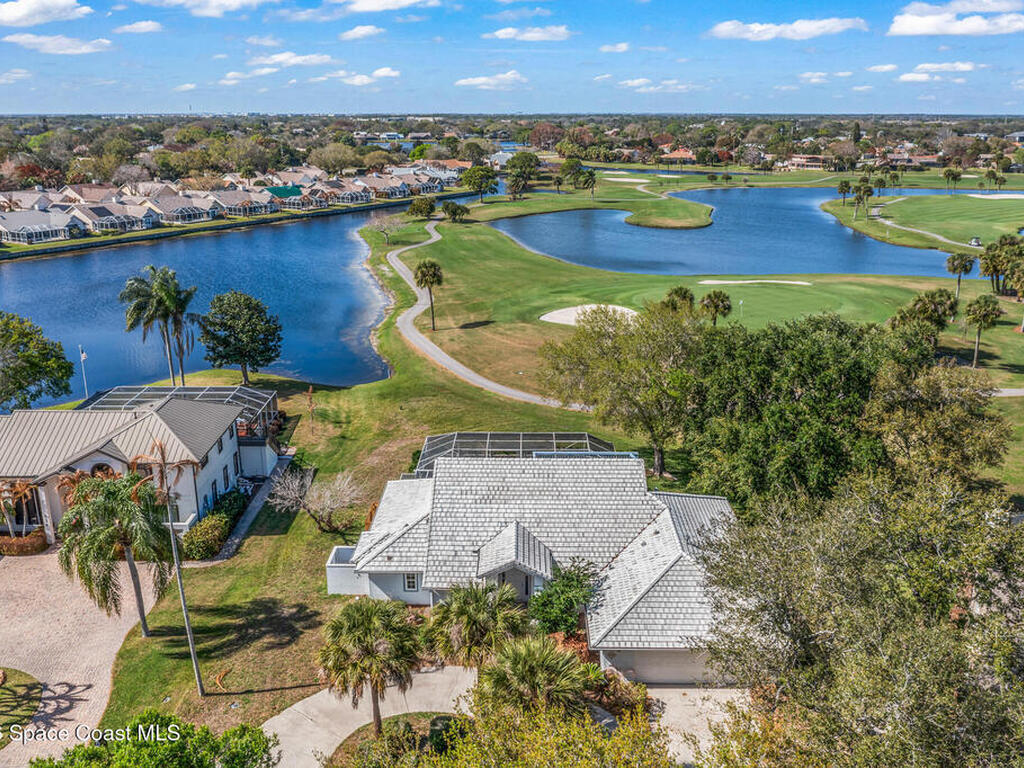 626 Rossmoor Circle, Suntree, FL 32940