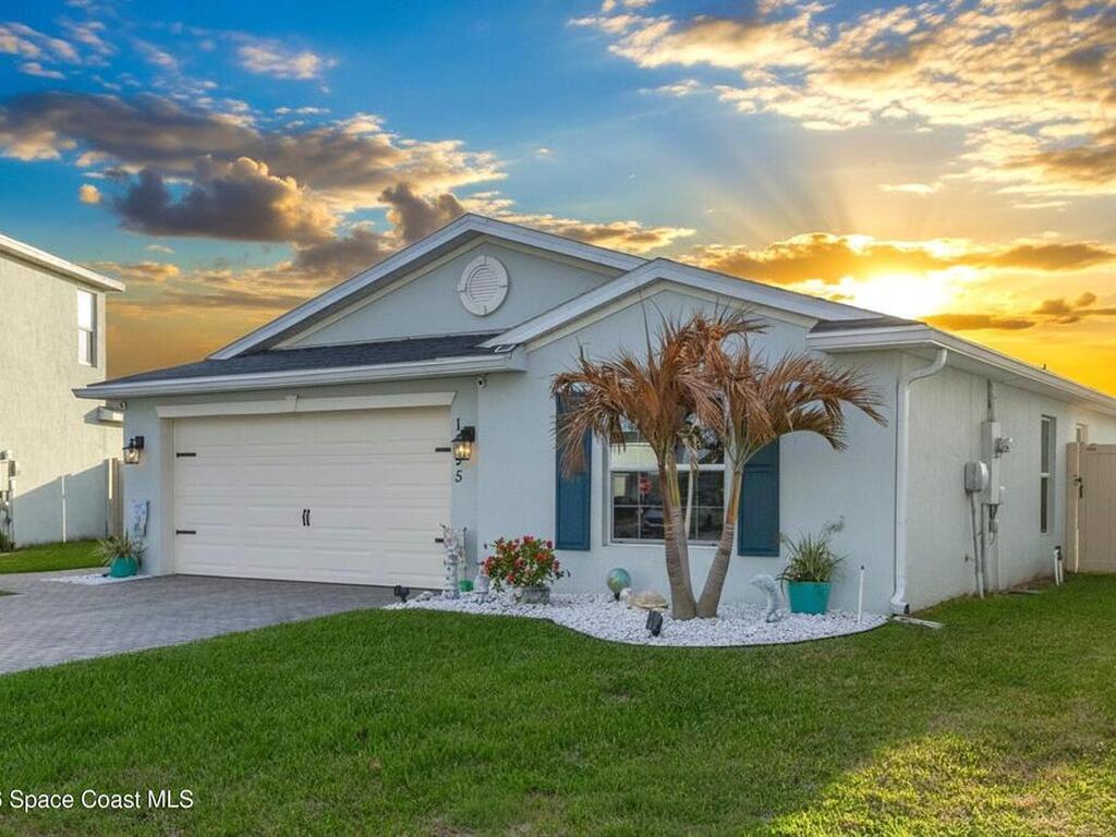 1995 Diablo Circle, Palm Bay, FL 32908
