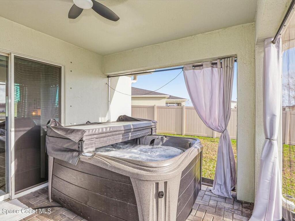 1995 Diablo Circle, Palm Bay, FL 32908