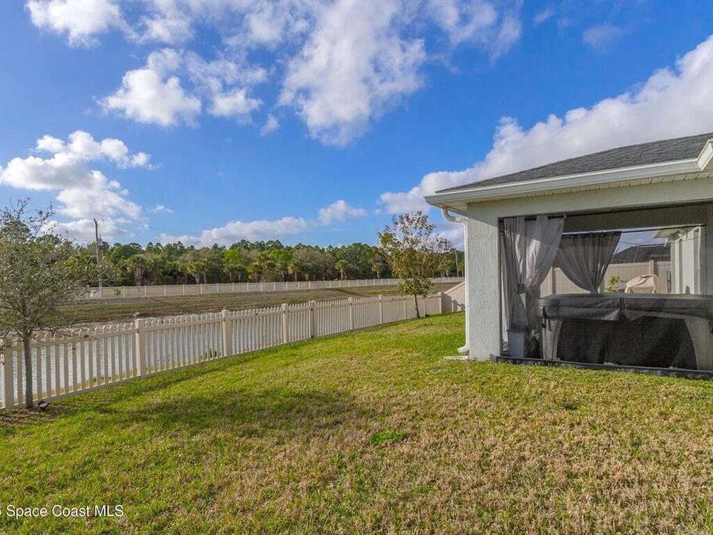 1995 Diablo Circle, Palm Bay, FL 32908