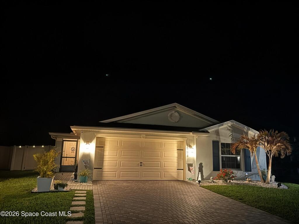 1995 Diablo Circle, Palm Bay, FL 32908