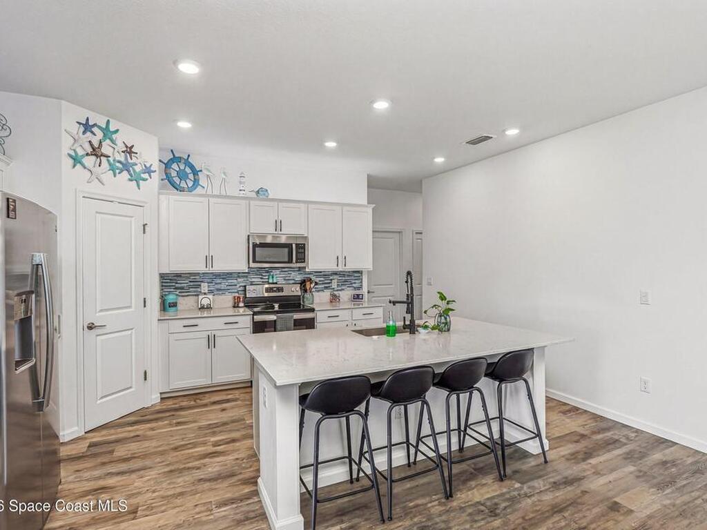 1995 Diablo Circle, Palm Bay, FL 32908