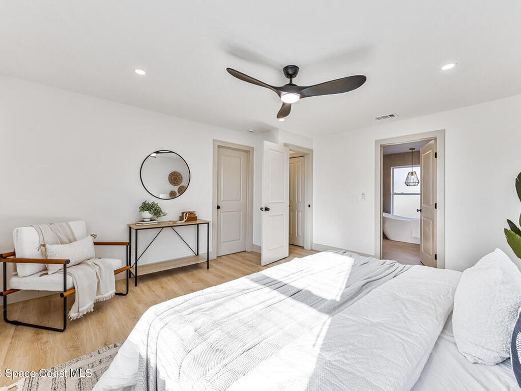 43 Westview Lane, Cocoa Beach, FL 32931