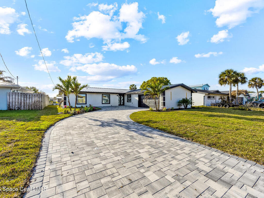 43 Westview Lane, Cocoa Beach, FL 32931