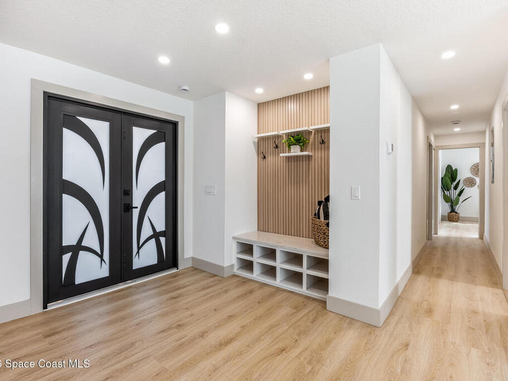 43 Westview Lane, Cocoa Beach, FL 32931