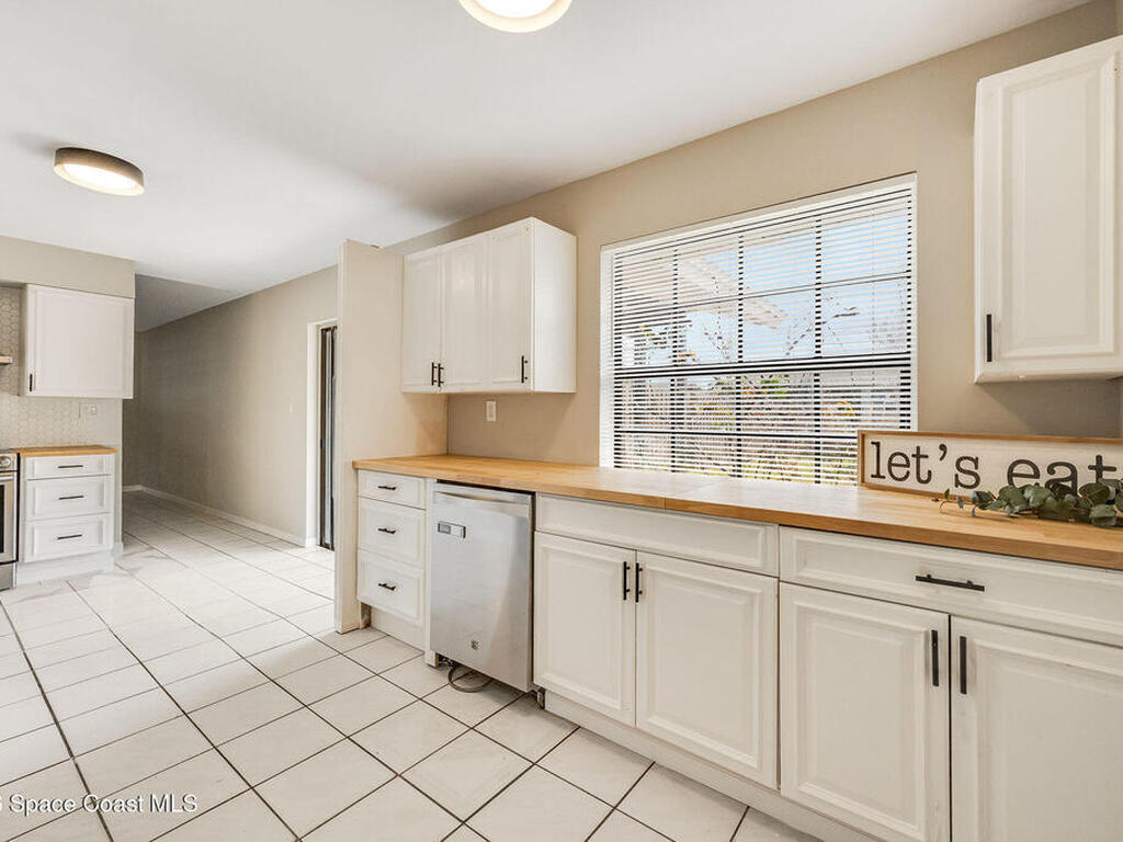 4715 Greenhill Street, Cocoa, FL 32927