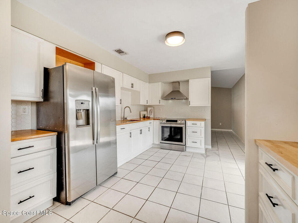 4715 Greenhill Street, Cocoa, FL 32927