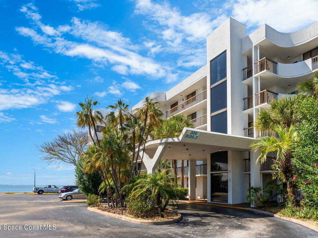 300 Columbia Drive, Cape Canaveral, FL 32920