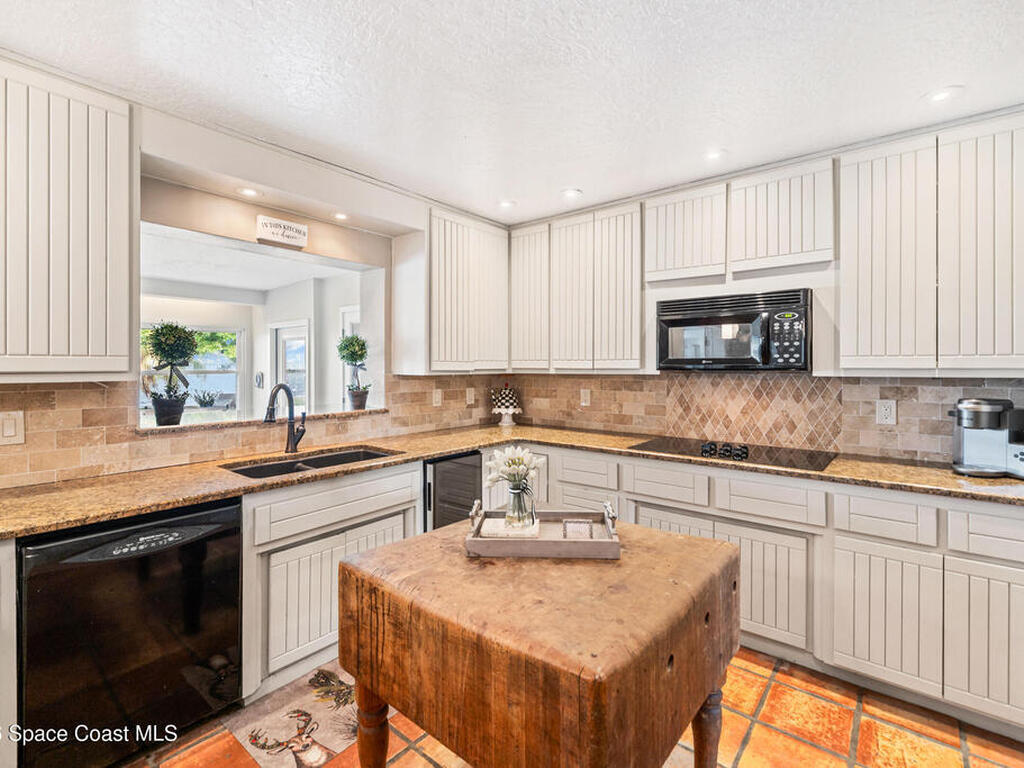 2405 Brookside Drive, Indialantic, FL 32903