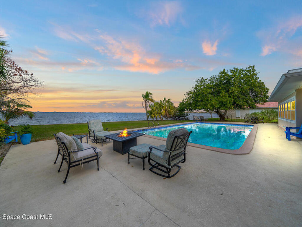 2405 Brookside Drive, Indialantic, FL 32903