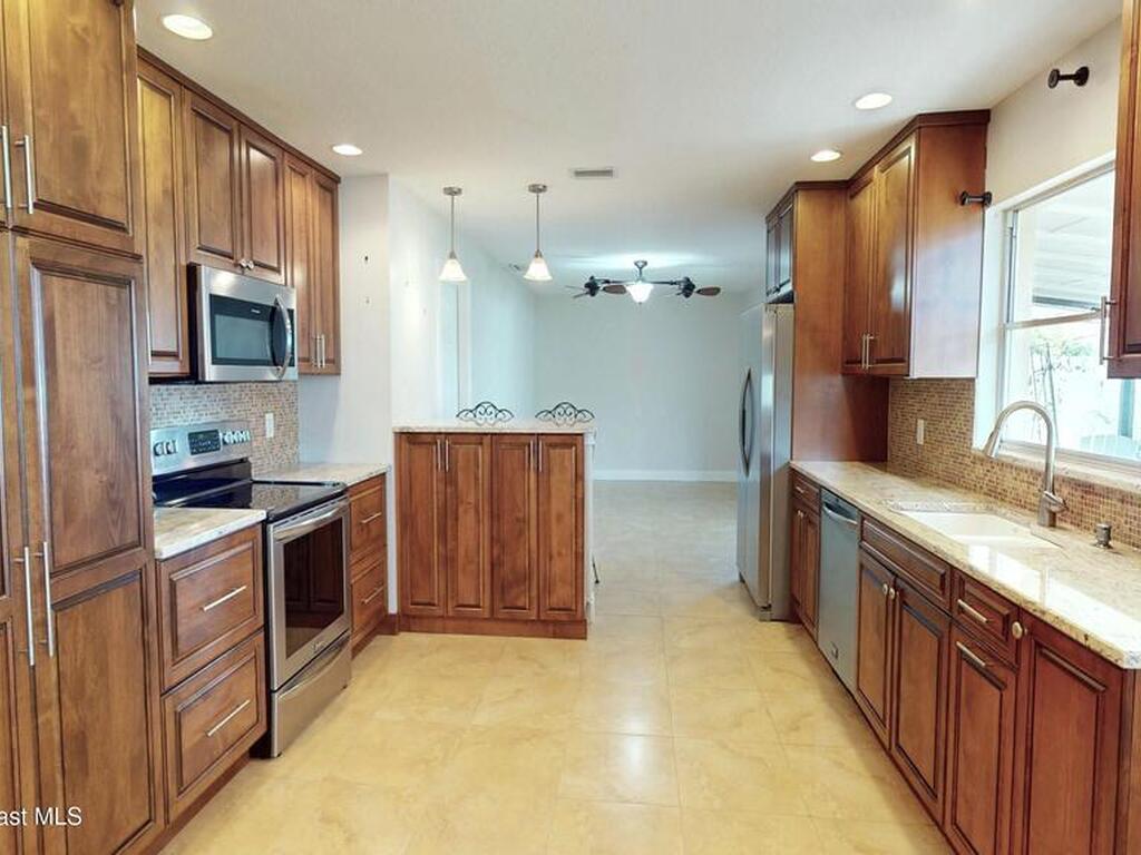 585 Kale Street, Satellite Beach, FL 32937