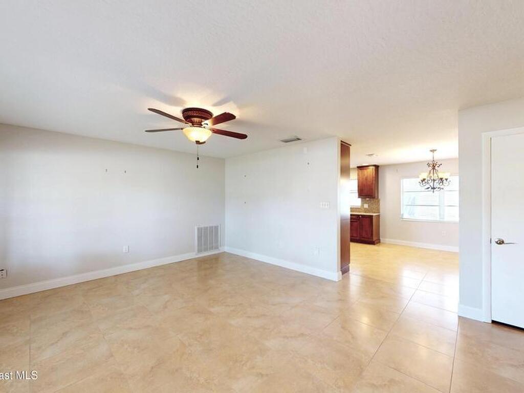 585 Kale Street, Satellite Beach, FL 32937