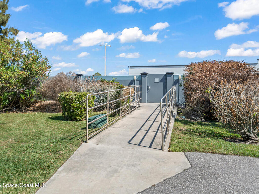 200 S Banana River Boulevard, Cocoa Beach, FL 32931