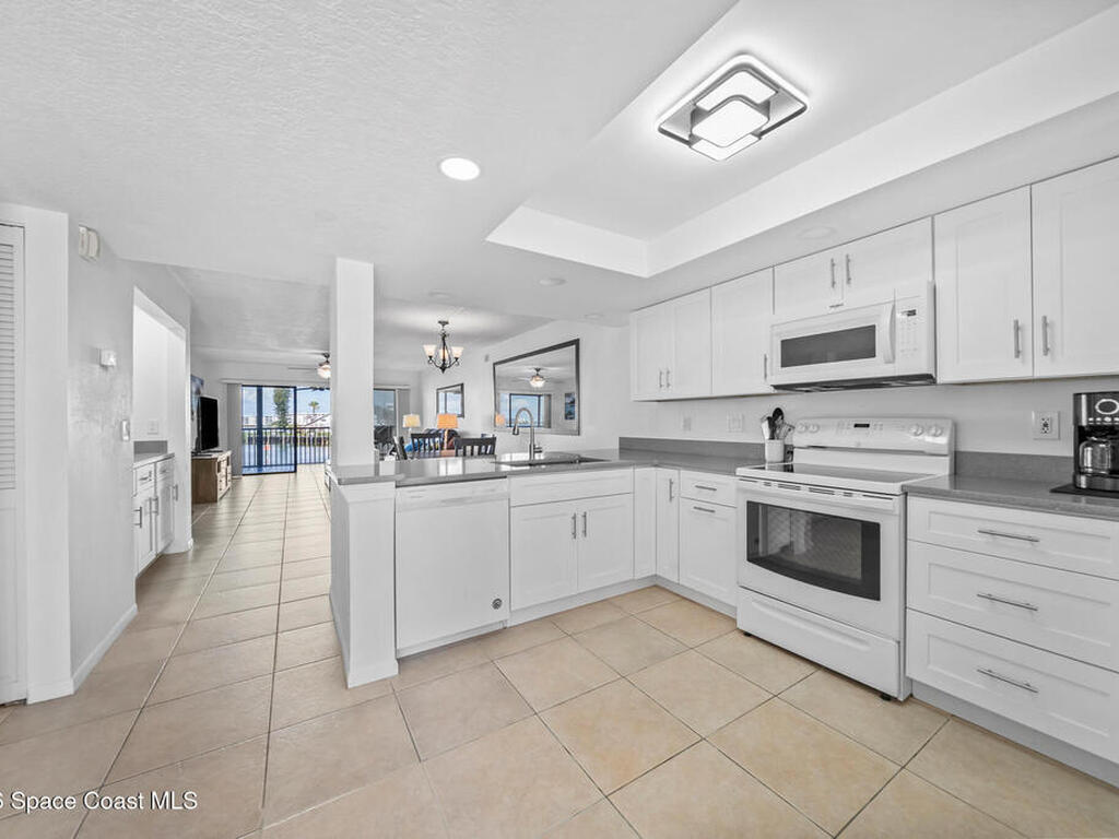 200 S Banana River Boulevard, Cocoa Beach, FL 32931