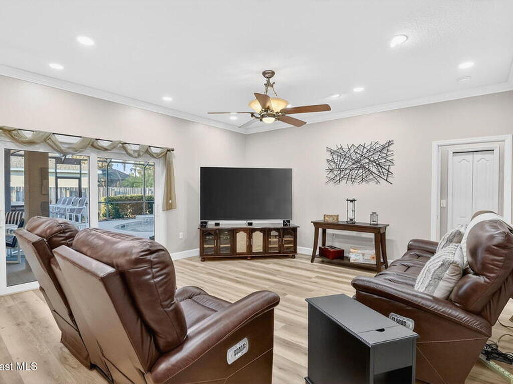 402 Stonehenge Circle, Rockledge, FL 32955