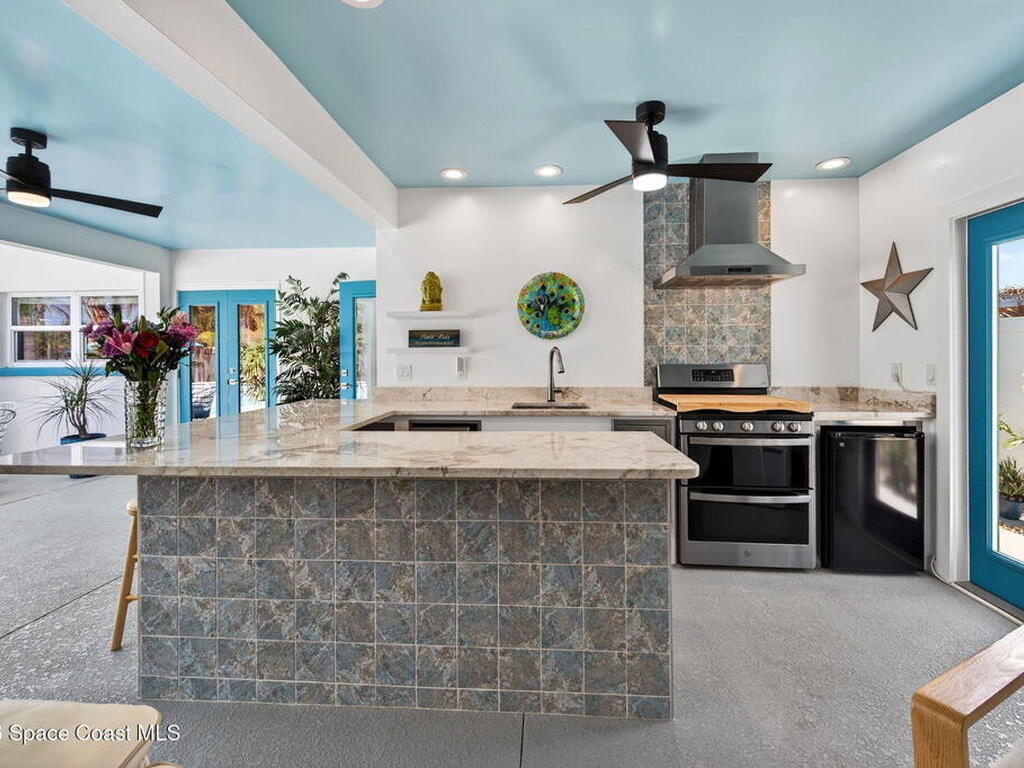 260 Garfield Avenue, Cocoa Beach, FL 32931