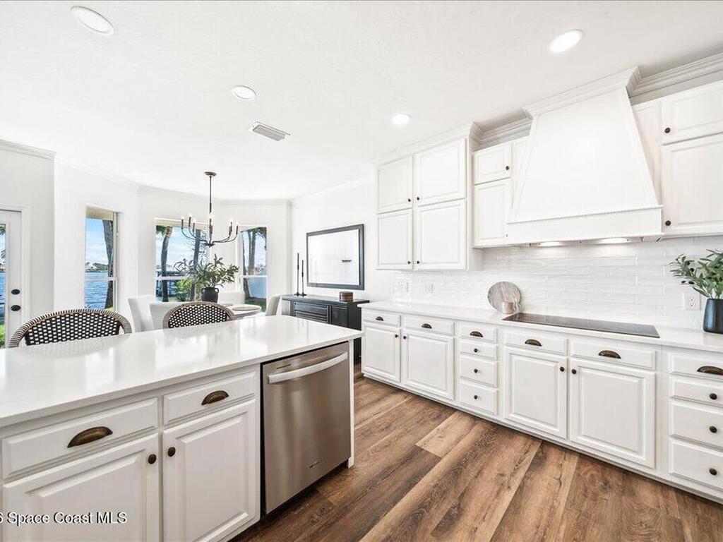 10710 S Tropical Trail, Merritt Island, FL 32952