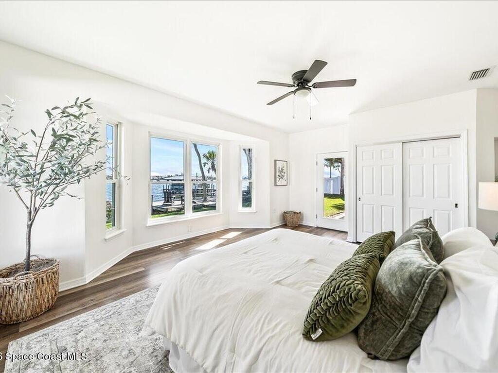 10710 S Tropical Trail, Merritt Island, FL 32952