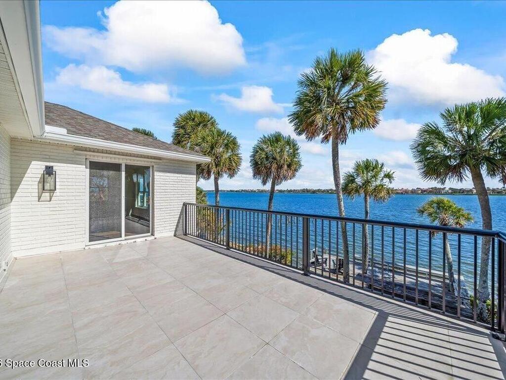 10710 S Tropical Trail, Merritt Island, FL 32952