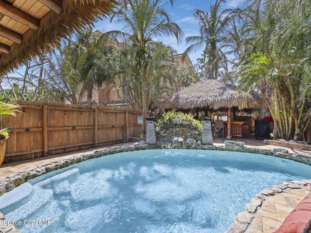 601 Monroe Avenue, Cape Canaveral, FL 32920