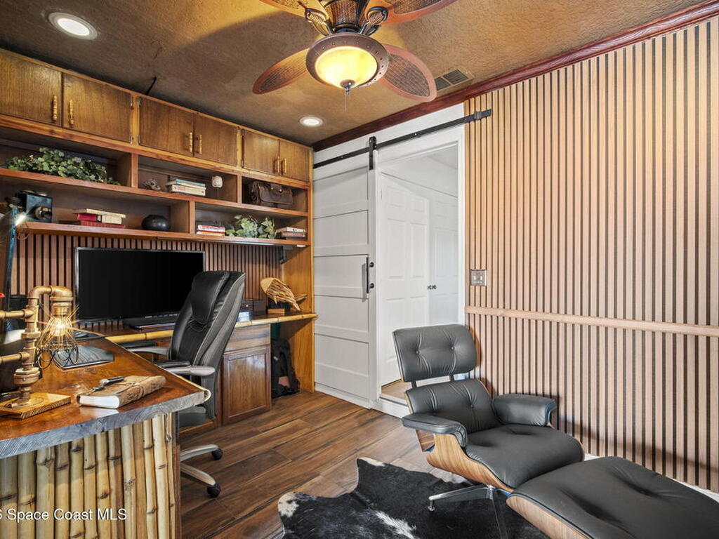 601 Monroe Avenue, Cape Canaveral, FL 32920