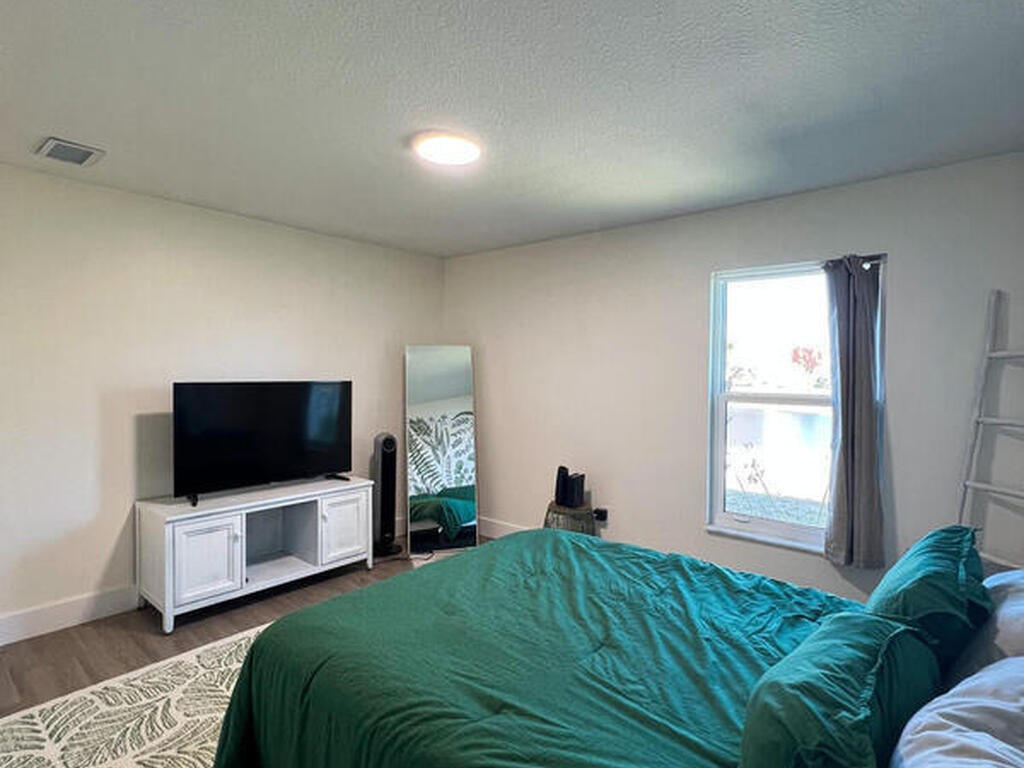 310 Bayhead Drive, Melbourne, FL 32940