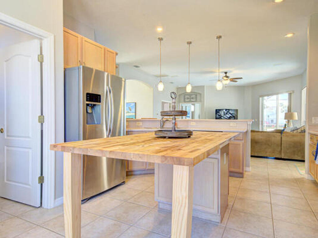 2113 Lionel Drive, Melbourne, FL 32940