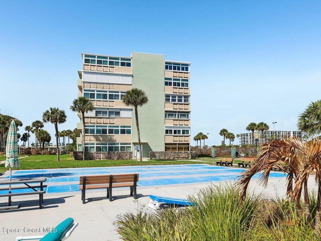 2020 N Atlantic Avenue, Cocoa Beach, FL 32931