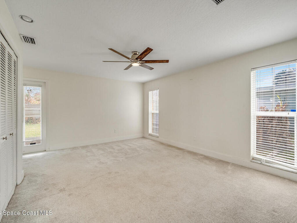 901 S Palm Avenue, Indialantic, FL 32903