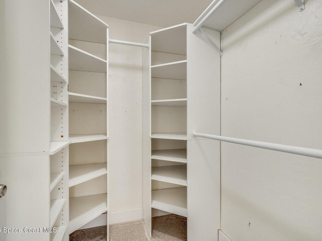 901 S Palm Avenue, Indialantic, FL 32903