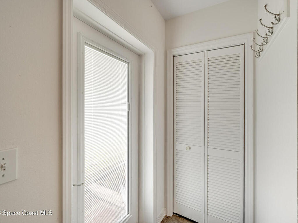 901 S Palm Avenue, Indialantic, FL 32903