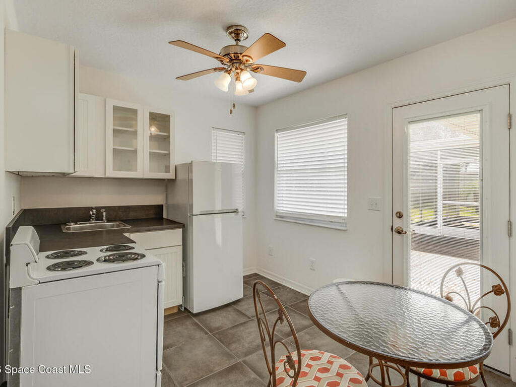 901 S Palm Avenue, Indialantic, FL 32903