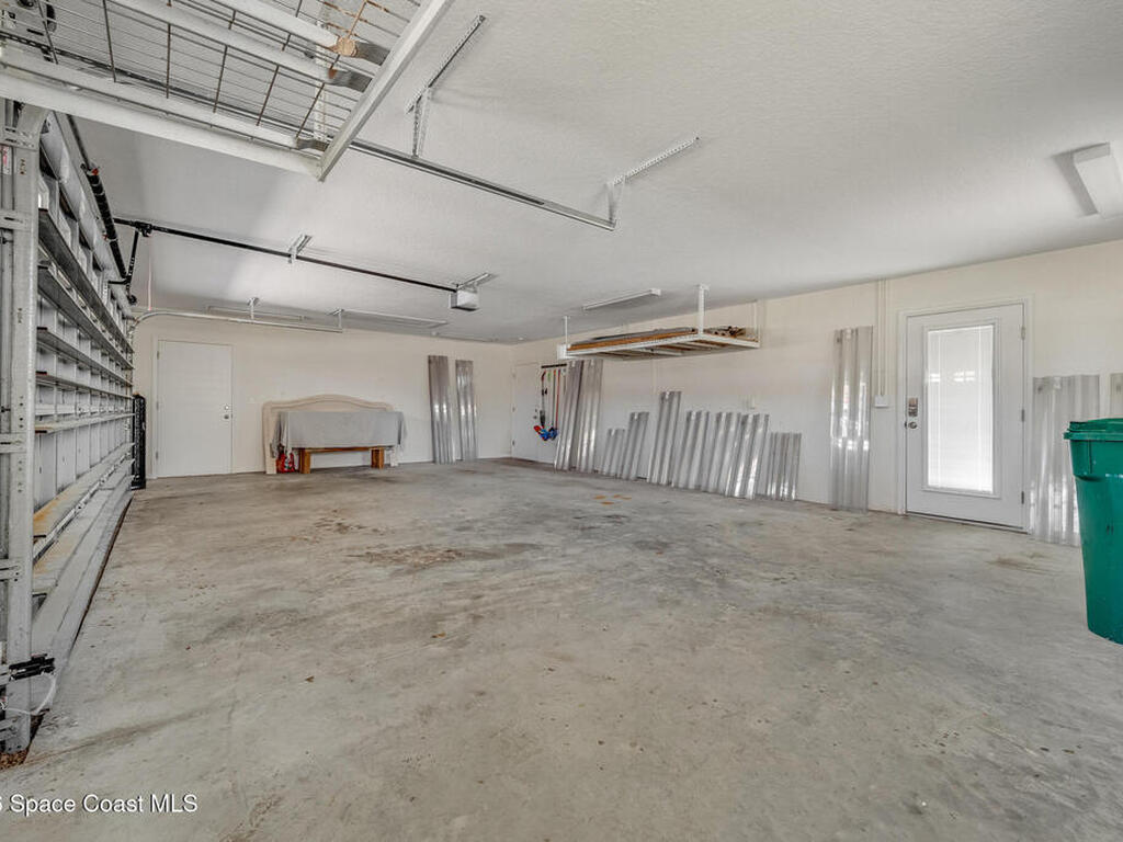 901 S Palm Avenue, Indialantic, FL 32903