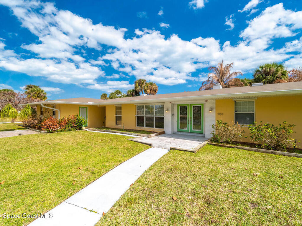 901 S Palm Avenue, Indialantic, FL 32903