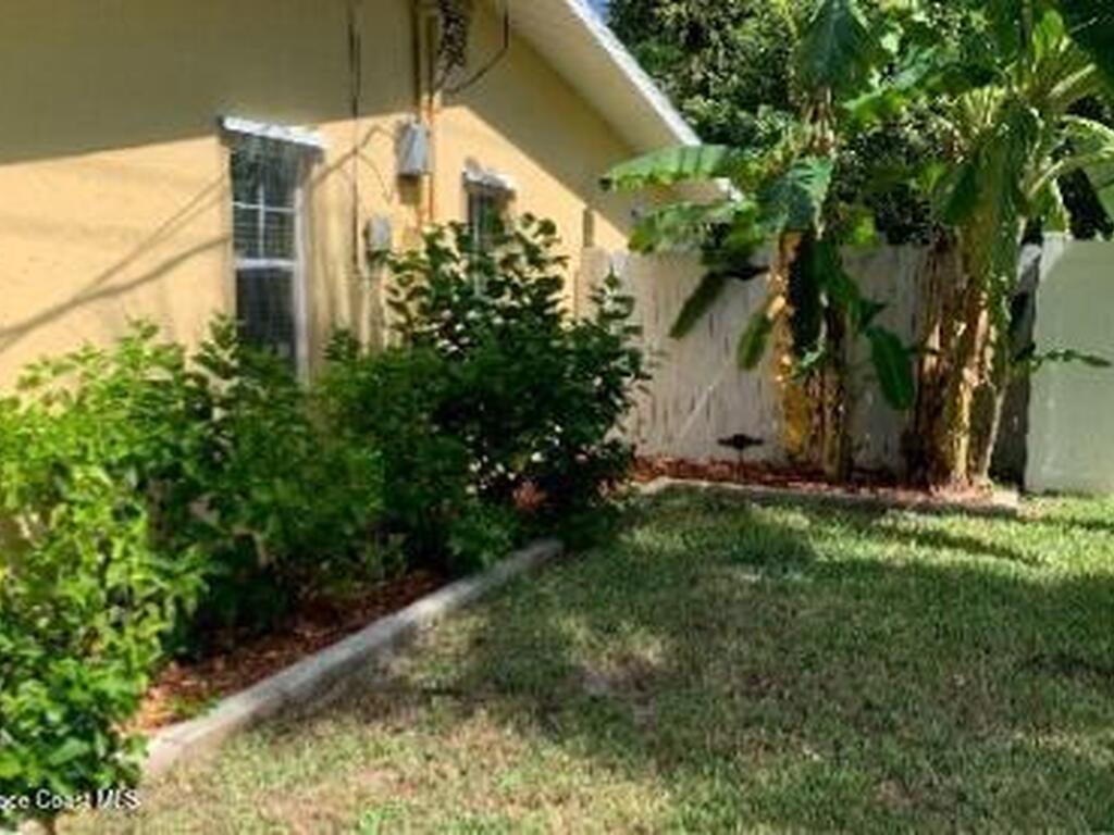 901 S Palm Avenue, Indialantic, FL 32903