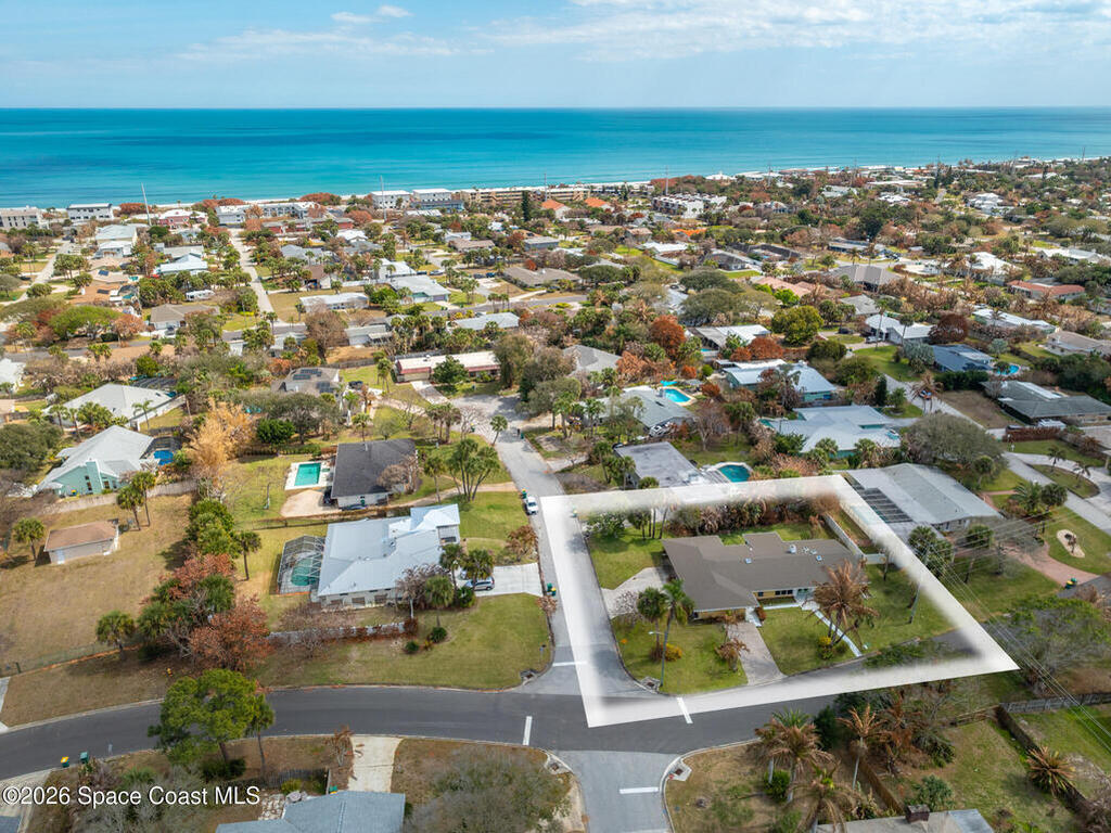 901 S Palm Avenue, Indialantic, FL 32903