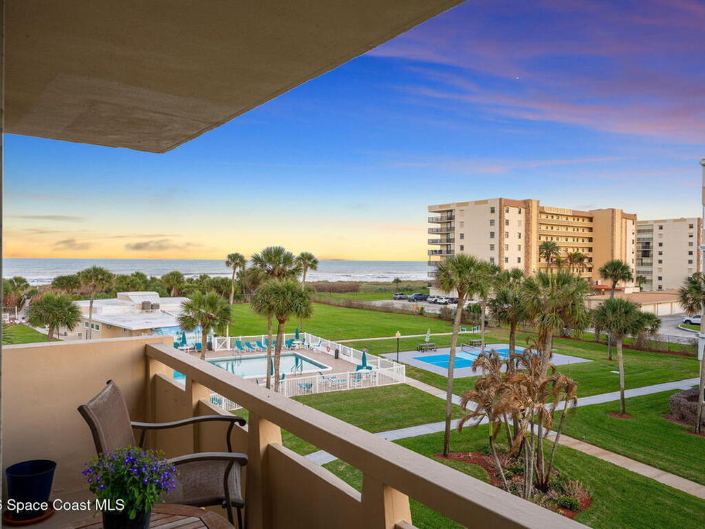 2020 N Atlantic Avenue, Cocoa Beach, FL 32931