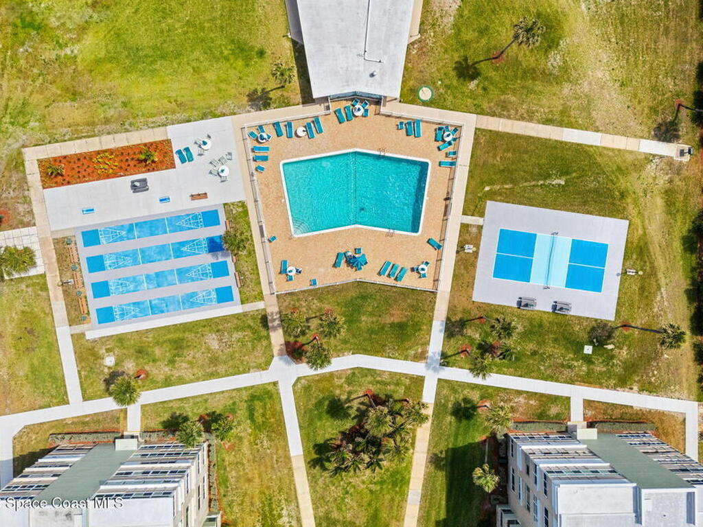 2020 N Atlantic Avenue, Cocoa Beach, FL 32931