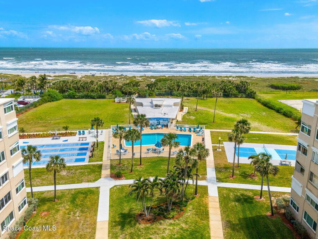 2020 N Atlantic Avenue, Cocoa Beach, FL 32931