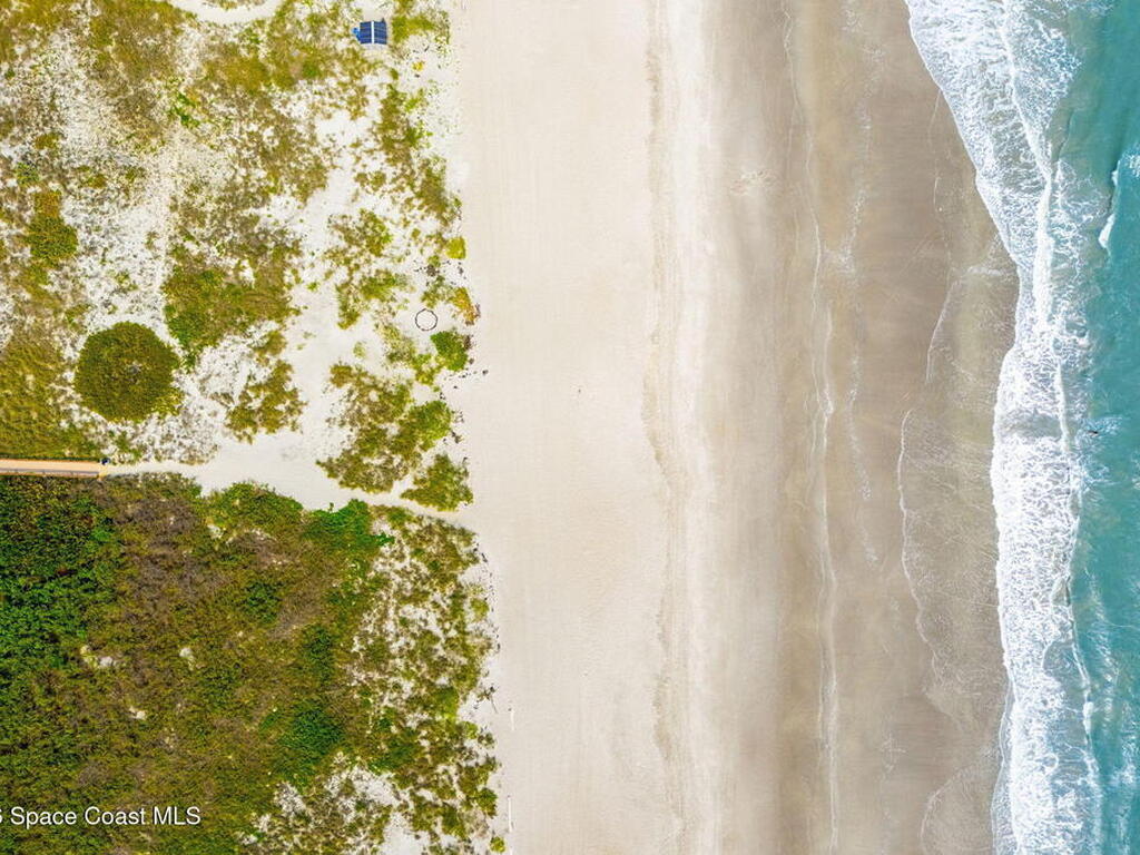 2020 N Atlantic Avenue, Cocoa Beach, FL 32931