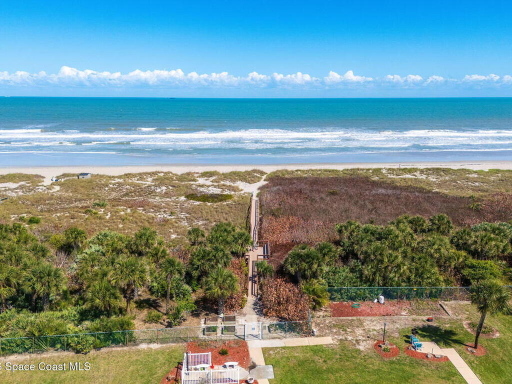 2020 N Atlantic Avenue, Cocoa Beach, FL 32931